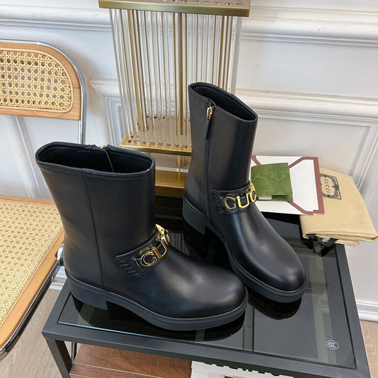 GUCCI CLASSIC LOGO ANKLE BOOTS IN BLACK CALFSKIN