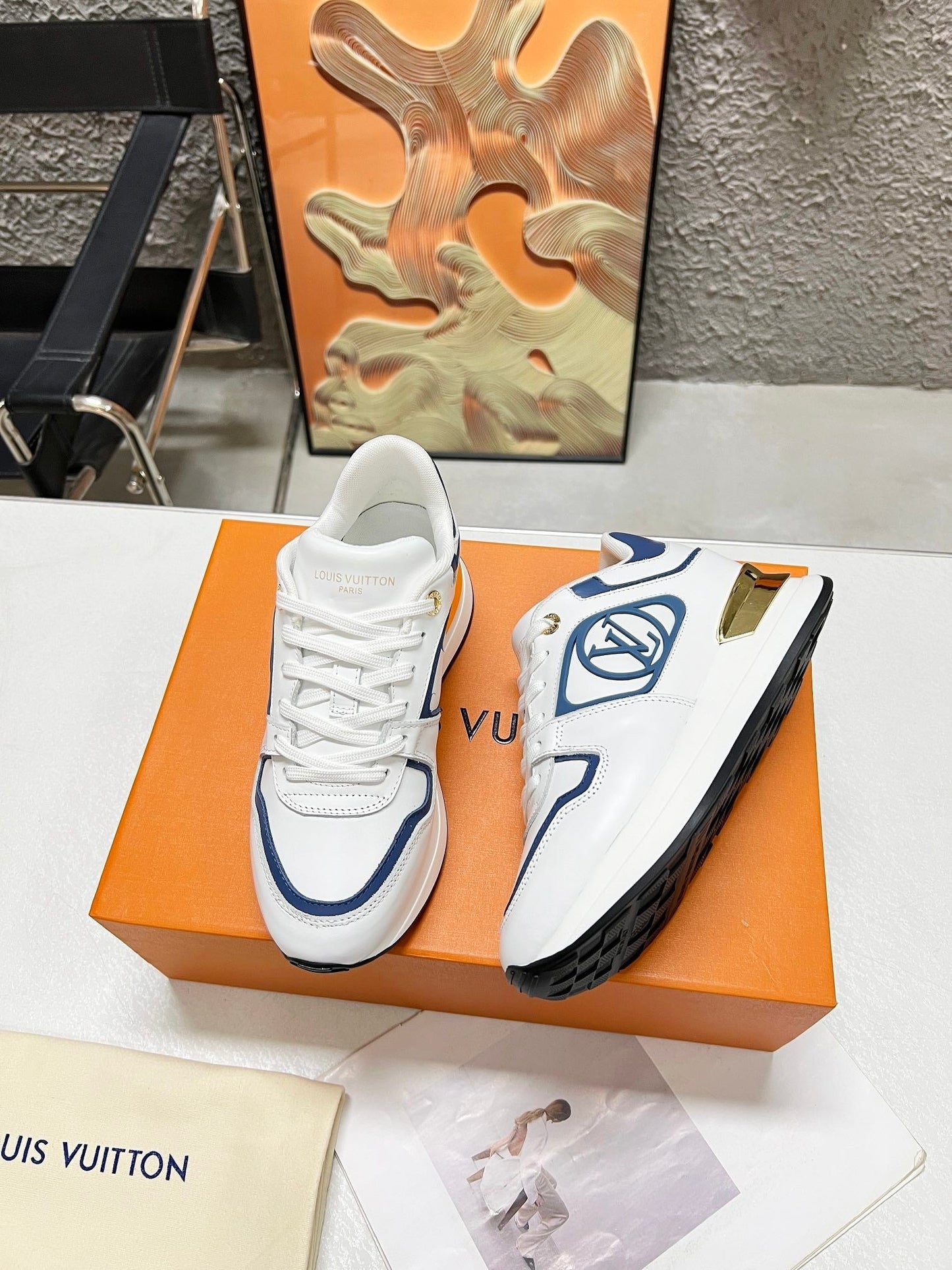 LOUIS VUITTON LV WOMEN SNEAKER IN WHITE MIX BLUE CALFSKIN