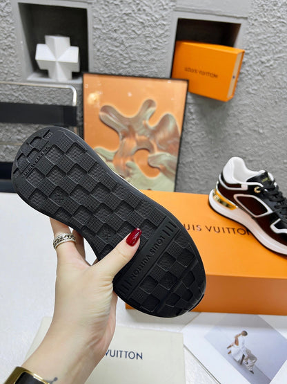 LOUIS VUITTON LV WOMEN SNEAKER IN BLACK CALFSKIN