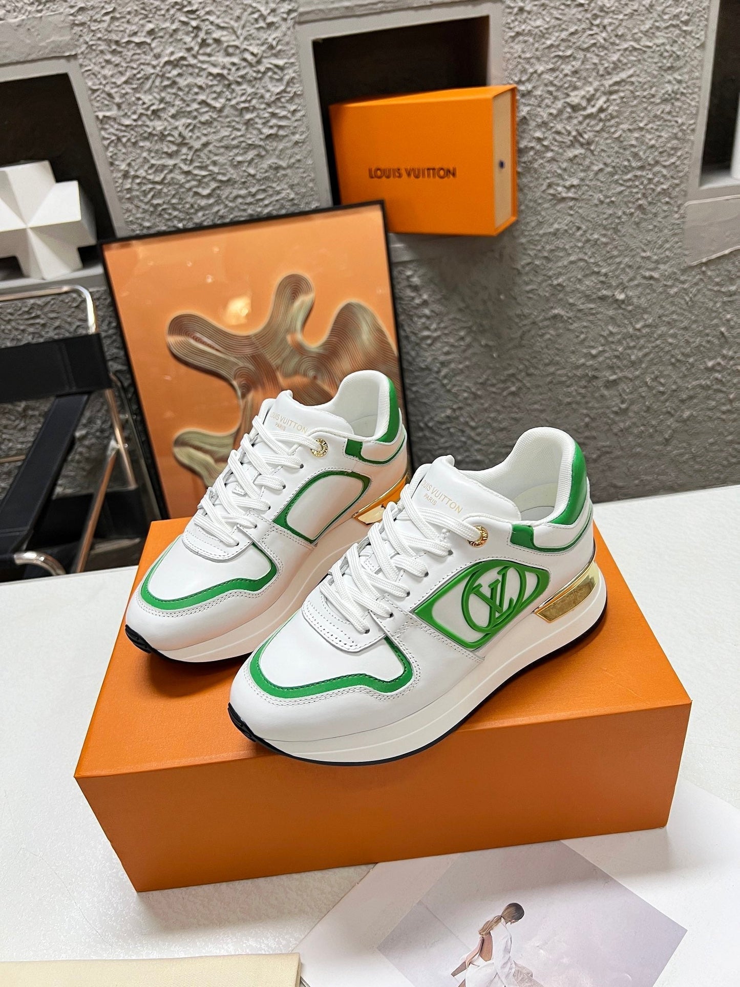 LOUIS VUITTON LV WOMEN SNEAKER IN WHITE MIX GREEN CALFSKIN