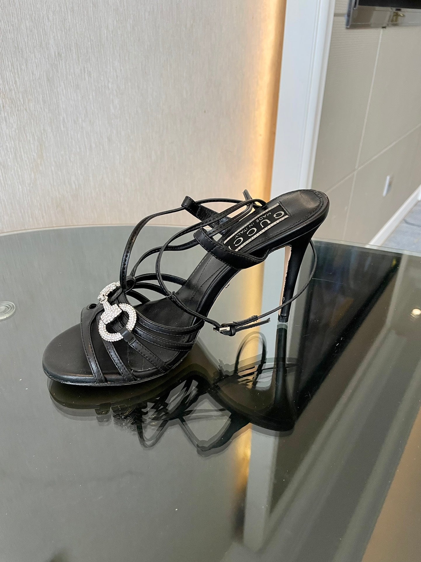 GUCCI CRYSTAL HORSEBIT SANDAL BLACK LAMBSKIN