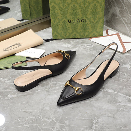 GUCCI Flat Sandals black