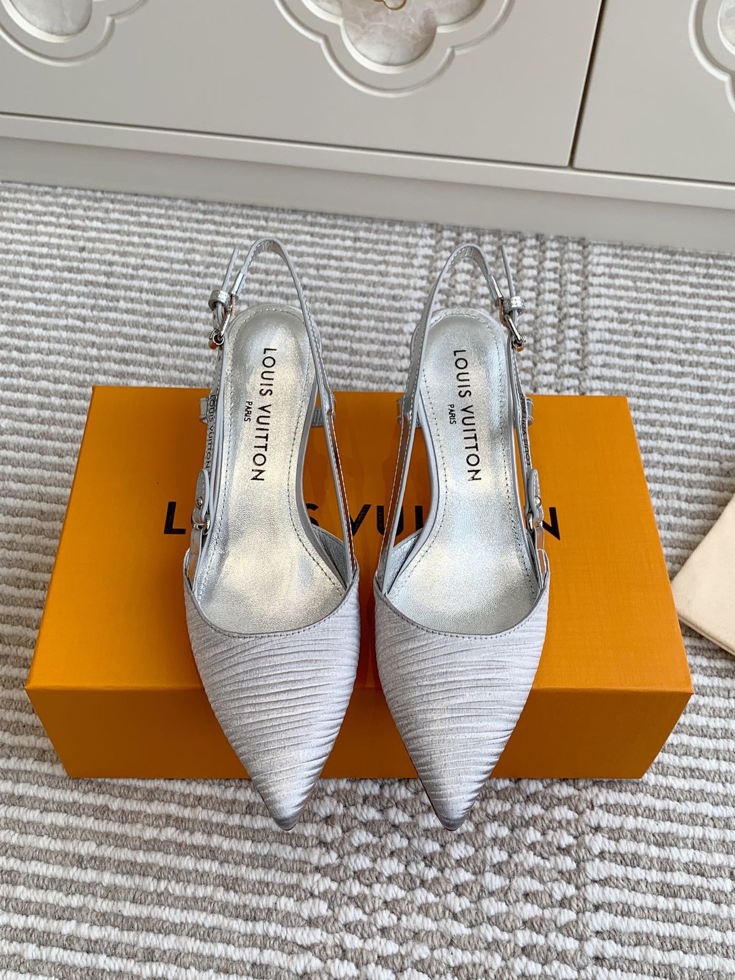 LOUIS VUITTON BLOSSOM SLINGBACKS 55 MM IN SILVER IMPORTED STRIPED SILK SATIN