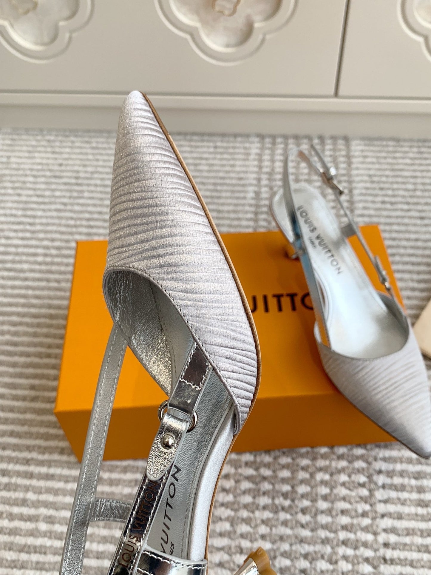 LOUIS VUITTON BLOSSOM SLINGBACKS 55 MM IN SILVER IMPORTED STRIPED SILK SATIN