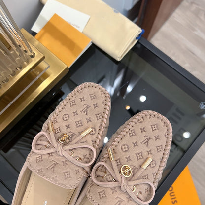 LOUIS VUITTON LV COSY FLAT LOGO STAMPING BEIGE