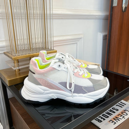 LOUIS VUITTON LV RUN 55 SNEAKER GREEN PLANTAIN