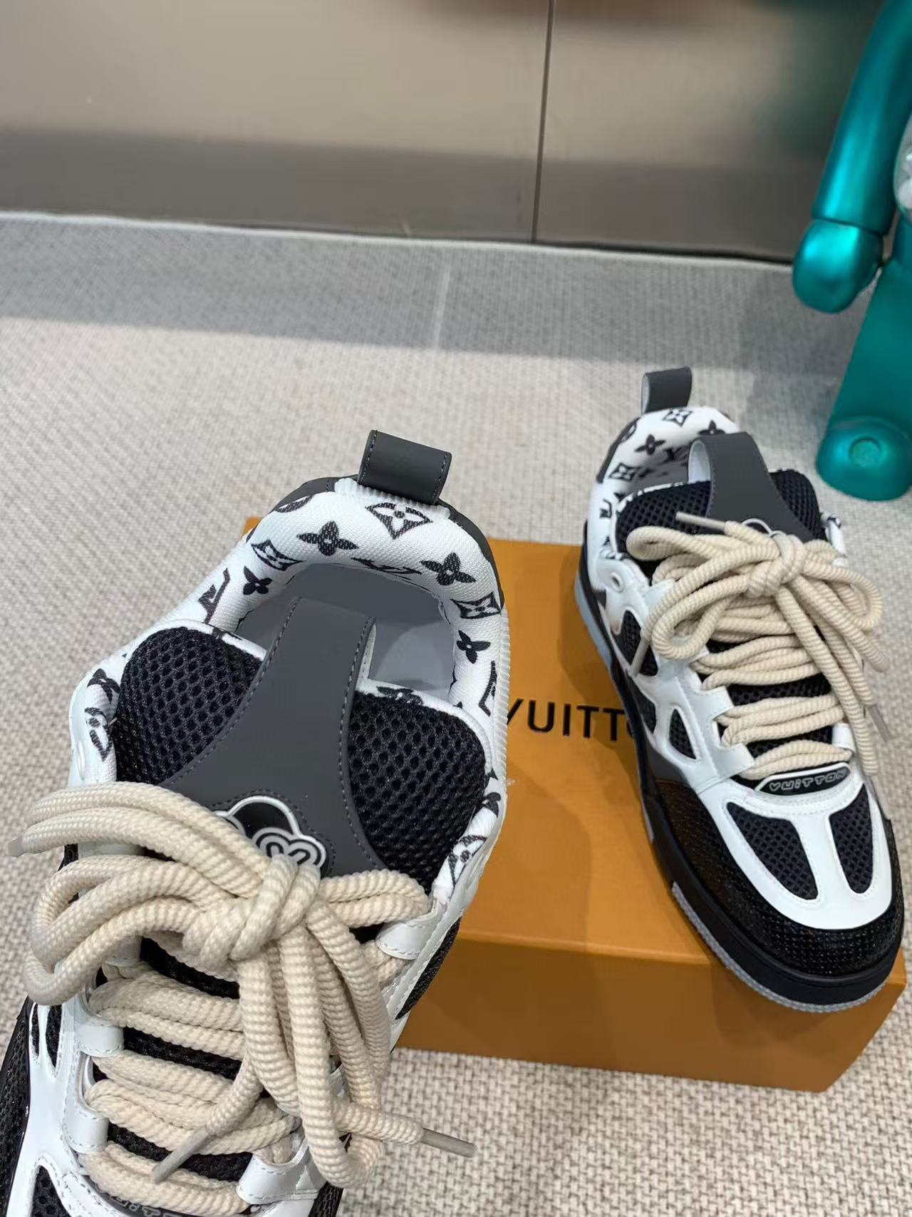 LOUIS VUITTON LV SKATE SNEAKER BLACK MIX WHITE COWHIDE