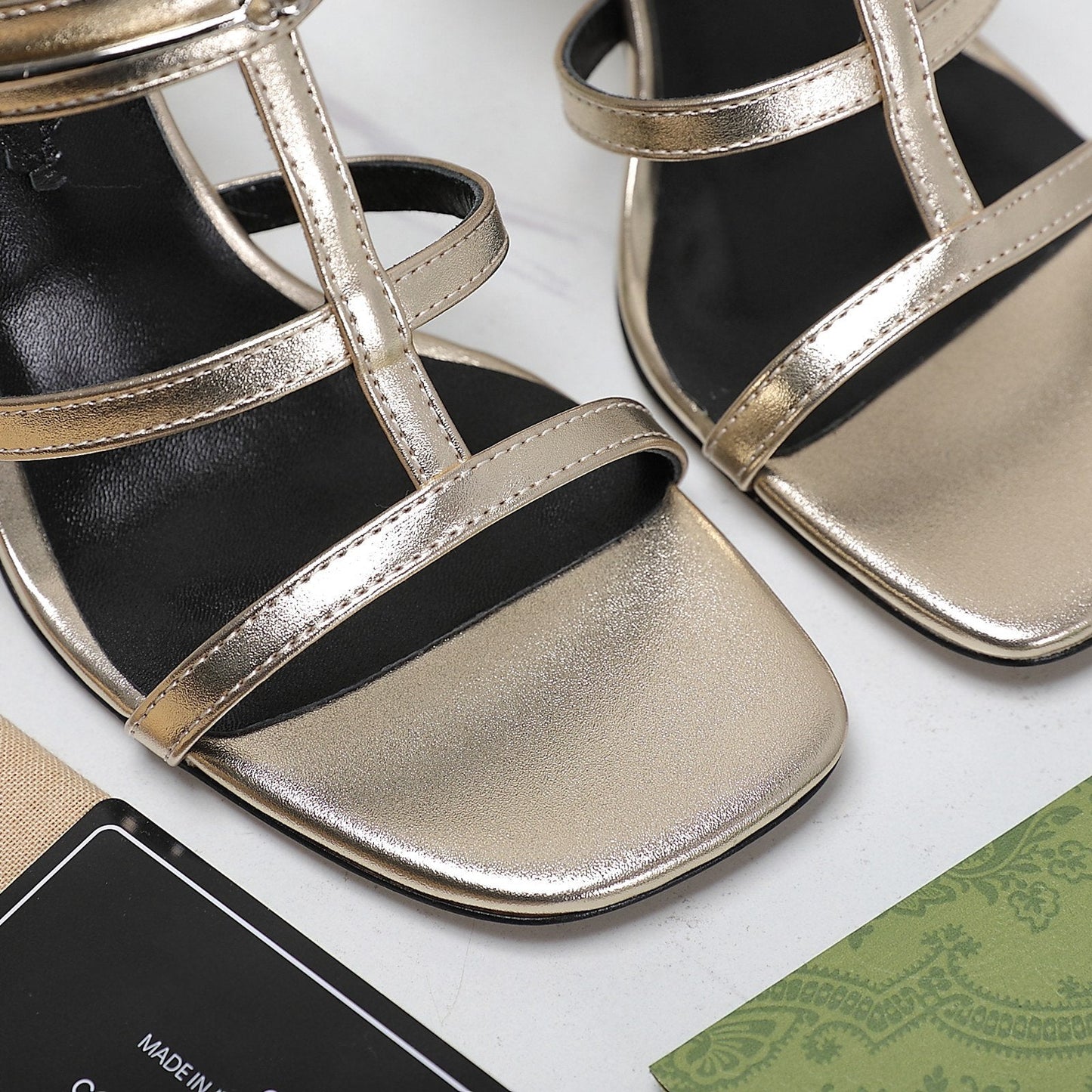GUCCI SLIM HORSEBIT SLIDE SANDAL LIGHT YELLOW