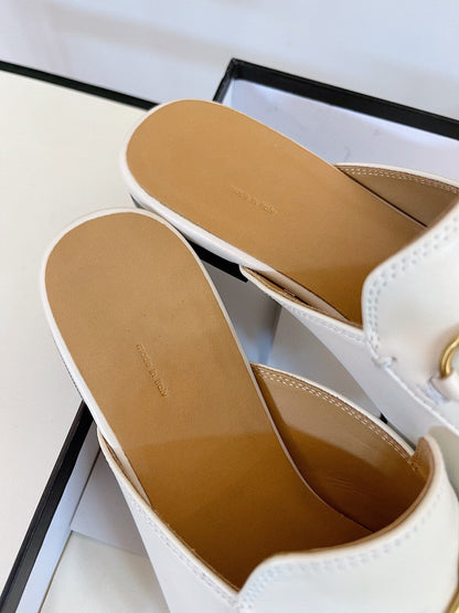 GUCCI SLIPPER MULES WHITE