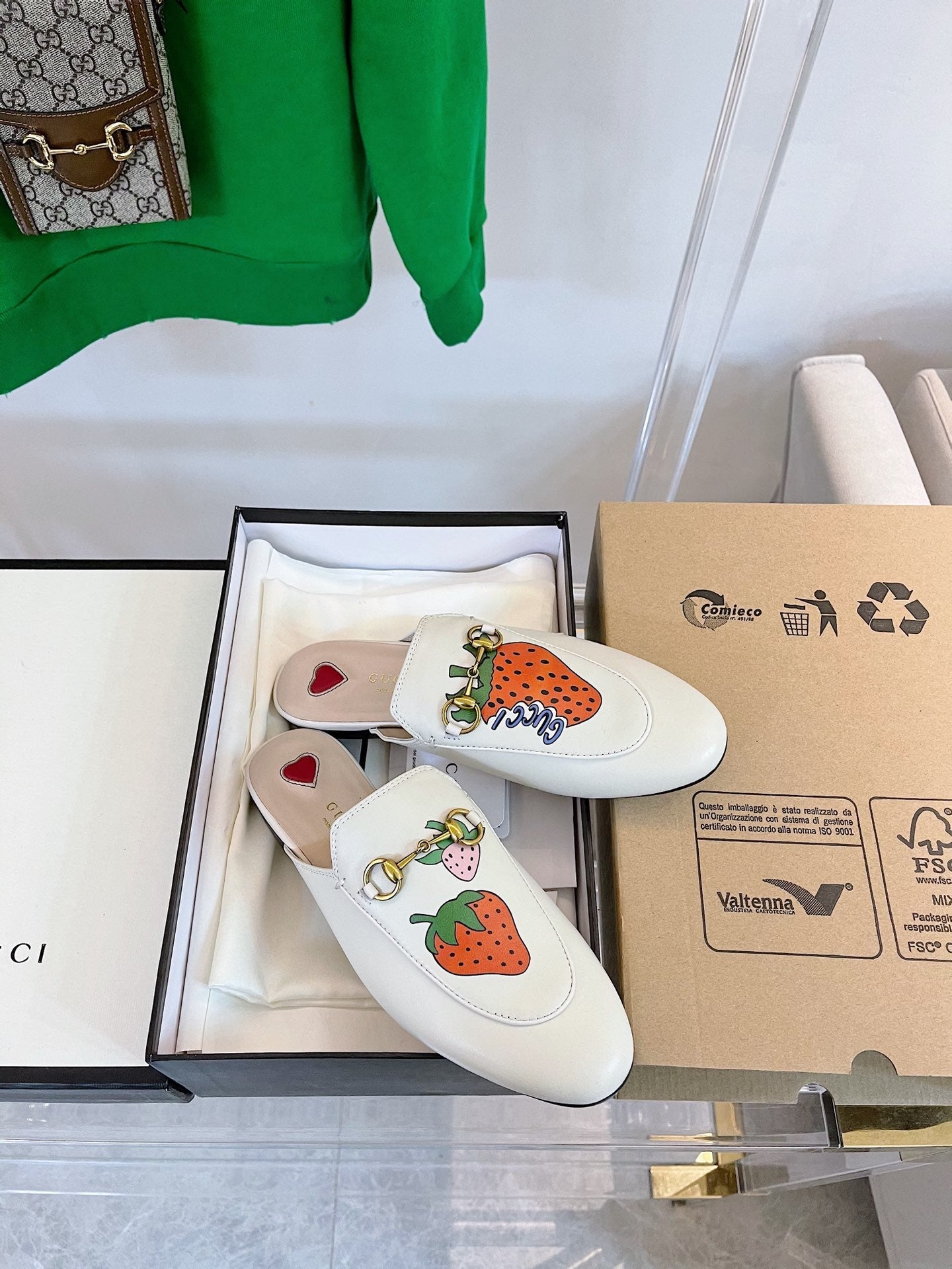 GUCCI SLIPPER PRINCETOWN STRAWBERRY