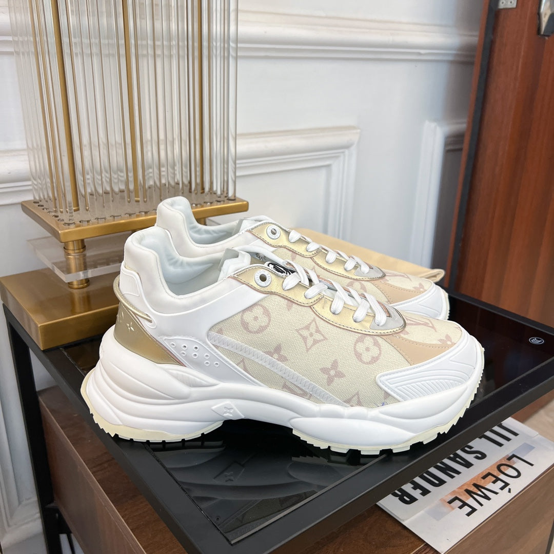 LOUIS VUITTON LV RUN 55 SNEAKER BEIGE