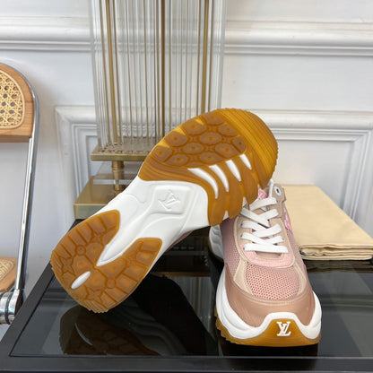 LOUIS VUITTON LV RUN 55 SNEAKER PINK BROWN
