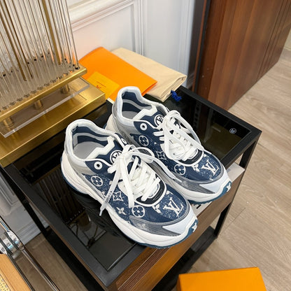 LOUIS VUITTON LV RUN 55 SNEAKER DARK BLUE
