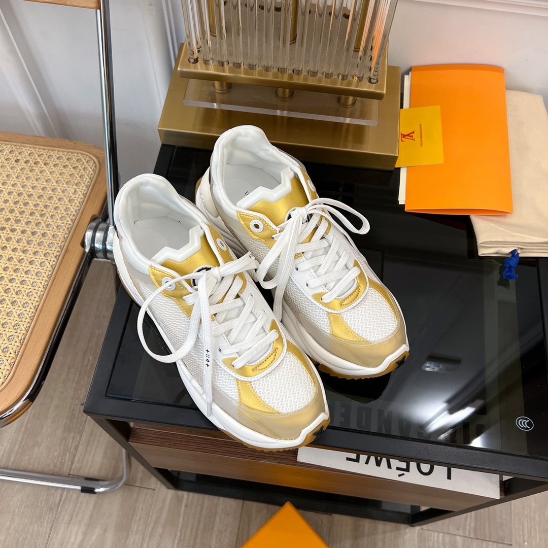 LOUIS VUITTON LV RUN 55 SNEAKER LIGHT YELLOR