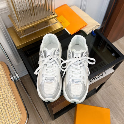 LOUIS VUITTON LV RUN 55 SNEAKER WHITE