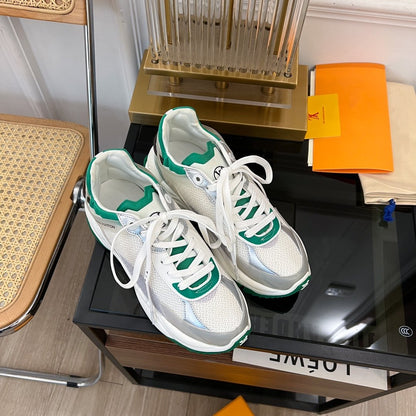 LOUIS VUITTON LV RUN 55 SNEAKER WHITE GREEN