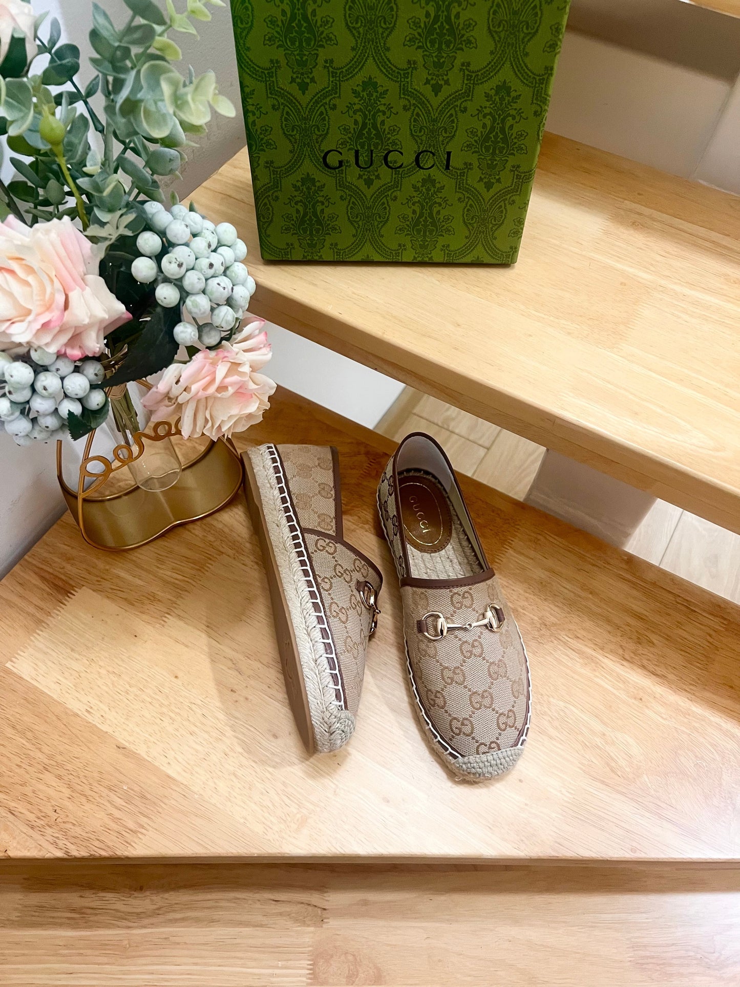 GUCCI WOMEN'S ESPADRILLE WITH HORSEBIT IN BEIGE CANVAS