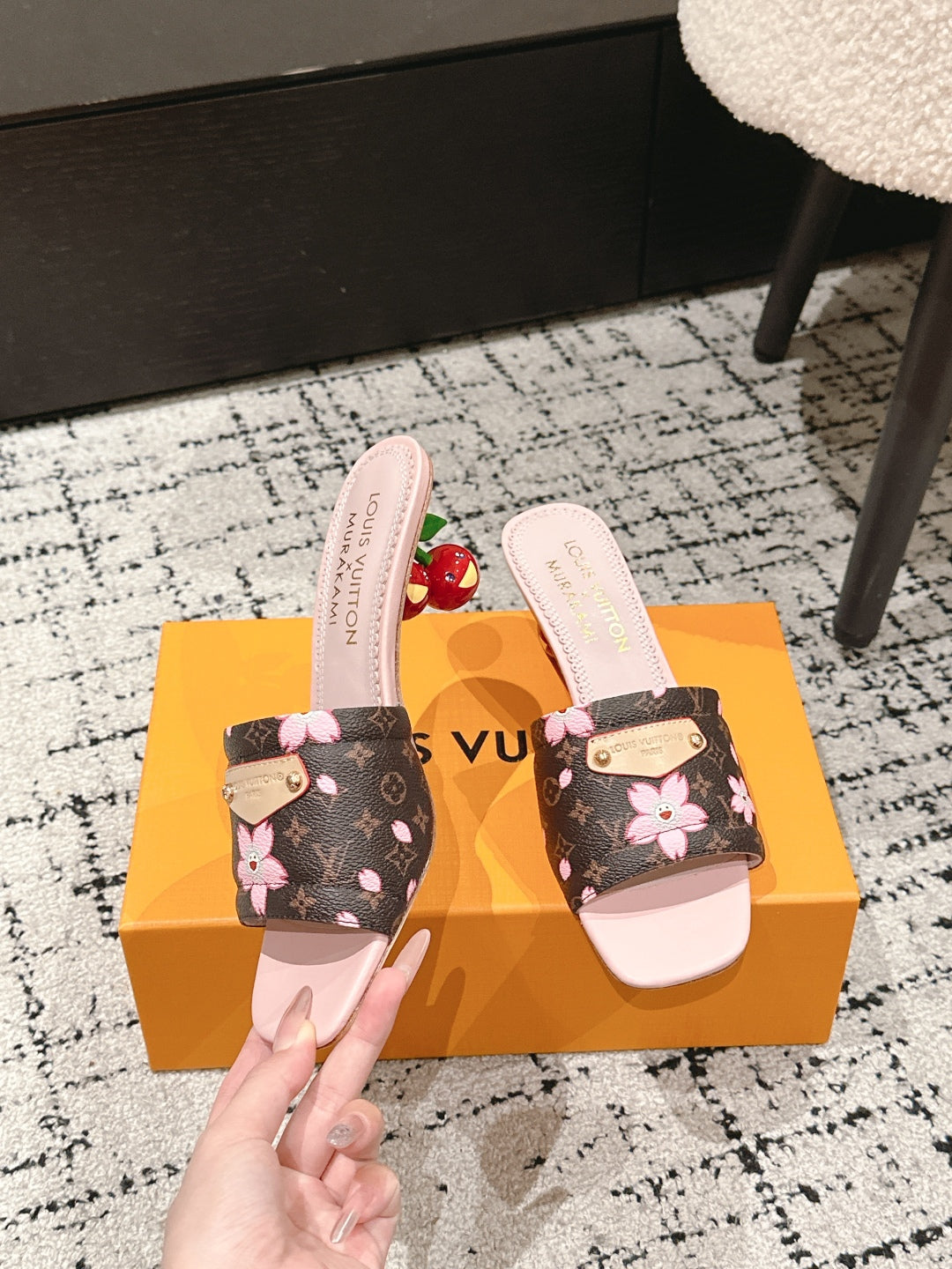 LOUIS VUITTON LV CHERRY HIGH HEELS 25S 55 MM IN DARK BROWN AND LIGHT PINK CALFSKIN STYLE 2