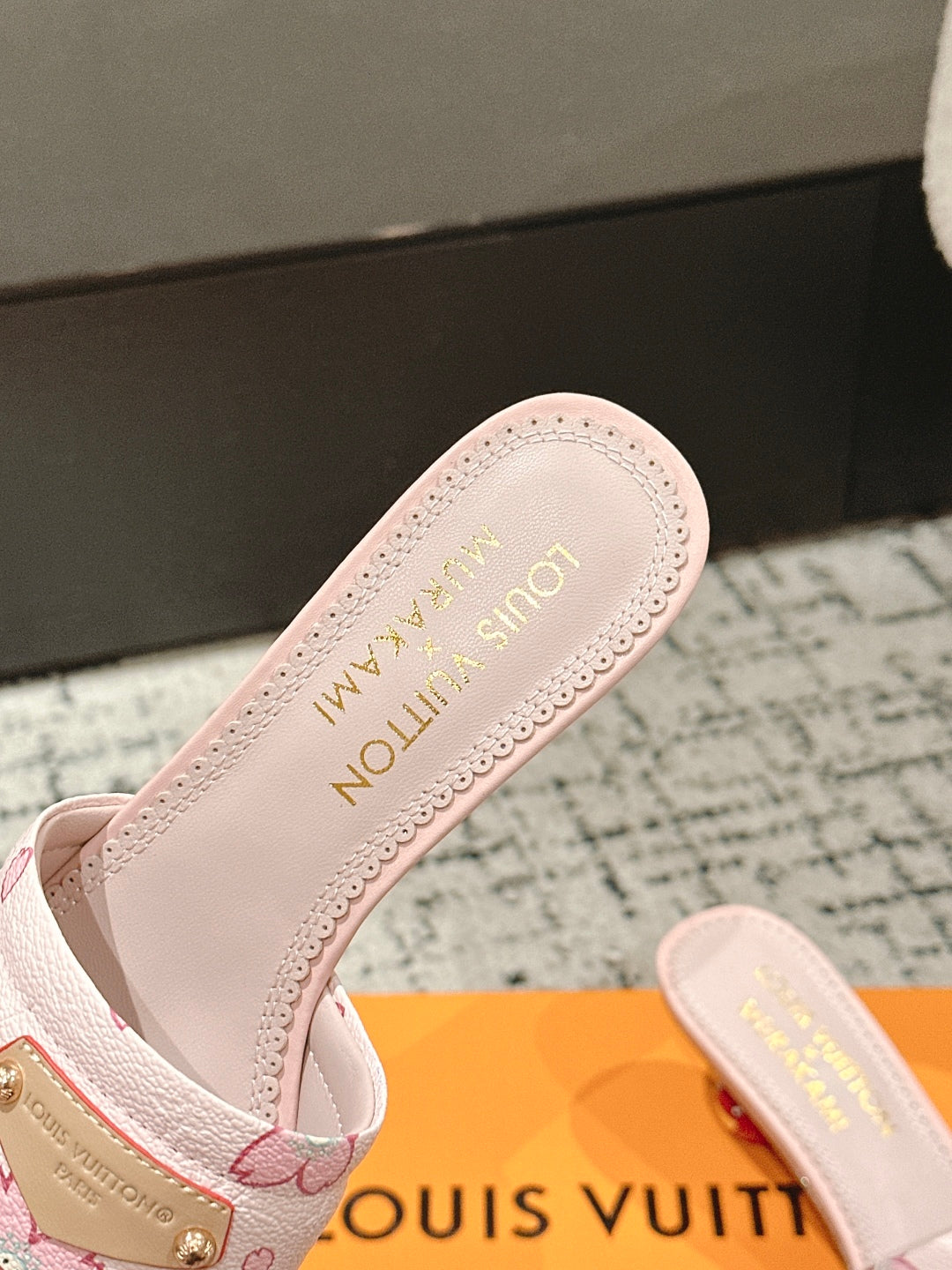 LOUIS VUITTON LV CHERRY HIGH HEELS 25S 55 MM IN LIGHT PINK CALFSKIN STYLE 1