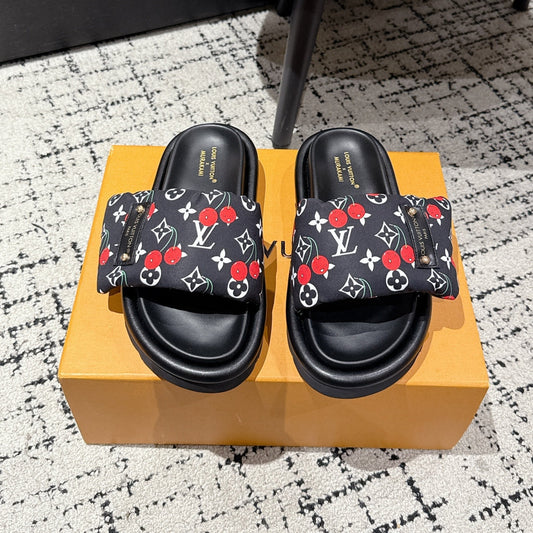 LOUIS VUITTON LV MIAMI-STYLE SANDALS 25S IN BLACK FABRIC AND CALFSKIN