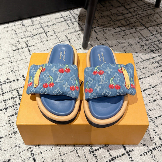 LOUIS VUITTON LV MIAMI-STYLE SANDALS 25S IN BLUE DENIM AND CALFSKIN