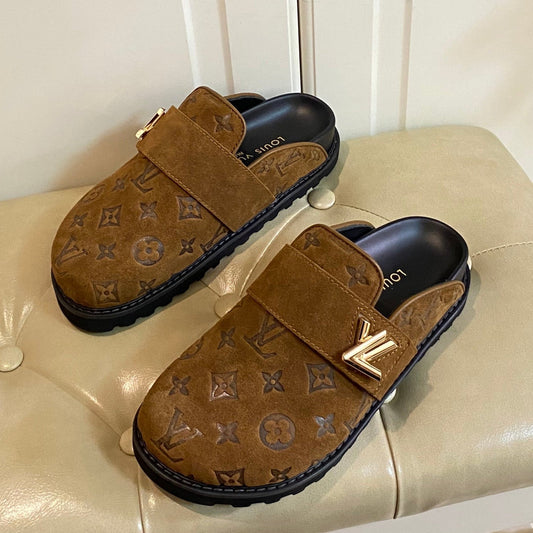 LOUIS VUITTON COSY FLAT COMFORT CLOG IN CHOCOLATE BROWN EMBOSSED SUEDE