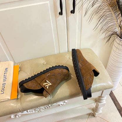 LOUIS VUITTON COSY FLAT COMFORT CLOG IN CHOCOLATE BROWN EMBOSSED SUEDE