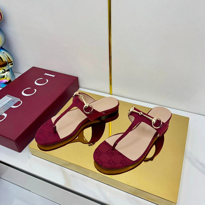 GUCCI THONG SANDALS 25S IN RED LAMBSKIN MIX CANVAS WITH GOLD HARDWARE