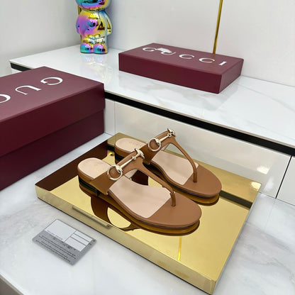 GUCCI THONG SANDALS IN BROWN LAMBSKIN WITH GOLD HARDWARE