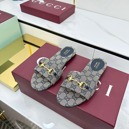 GUCCI SLIDES IN STONE GREY WITH GOLD HARDWARE