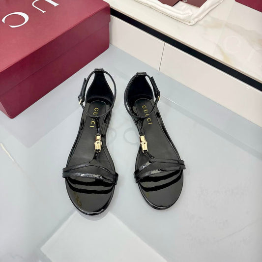 GUCCI THONG SANDALS 25S IN BLACK LAMBSKIN WITH GOLD HARDWARE