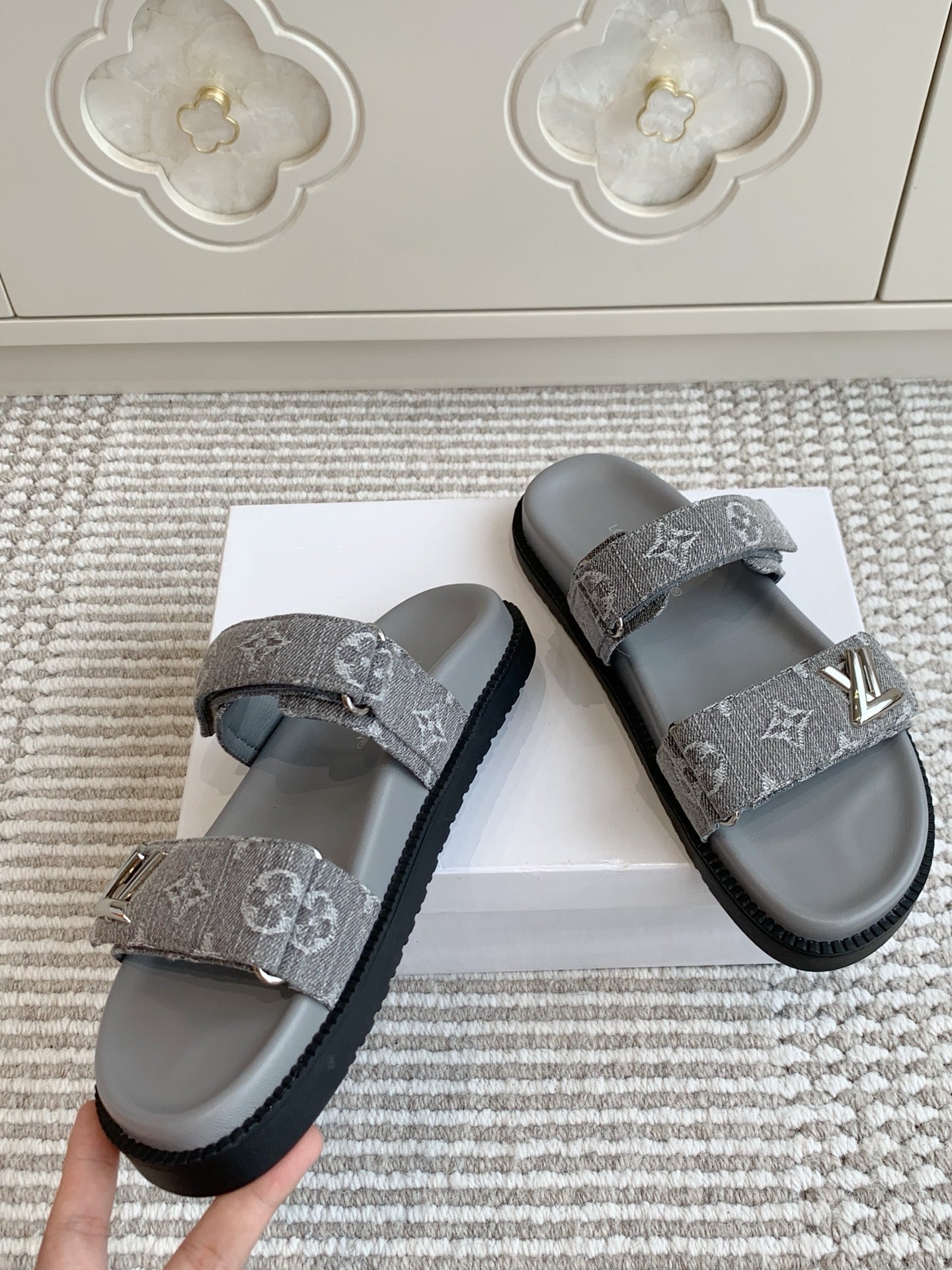 LOUIS VUITTON LV TWO-STRAP SANDALS 25S IN GREY DENIM AND CALFSKIN WITH SILVER HARDWARE