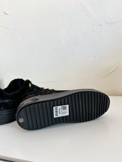 LOUIS VUITTON TIME OUT SNEAKER IN BLACK MONOGRAM EMBOSSED SUEDE WITH FLEECE LINING