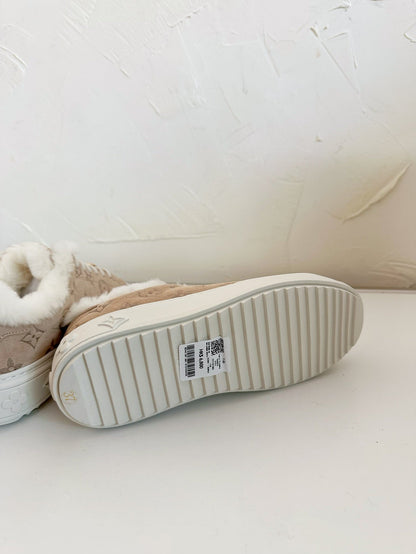 LOUIS VUITTON TIME OUT SNEAKER IN DESERT BROWN MONOGRAM EMBOSSED SUEDE WITH FLEECE LINING