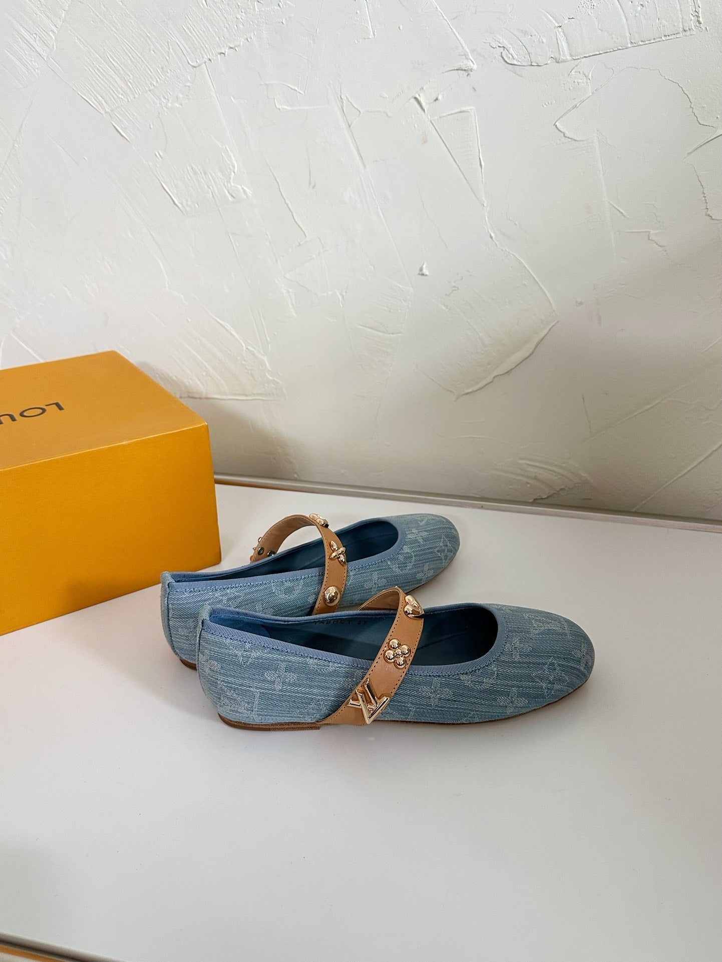 LOUIS VUITTON ROMY FLAT BALLERINA IN LIGHT BLUE MONOGRAM DENIM