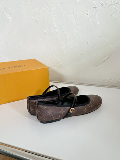 LOUIS VUITTON ROMY FLAT BALLERINA IN BROWN MONOGRAM CALFSKIN