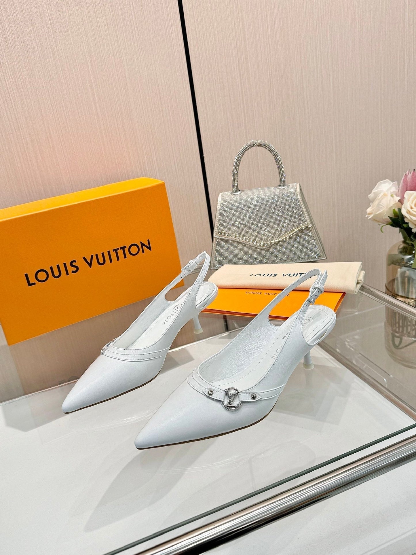 LOUIS VUITTON 6AM SLINGBACK HIGH HEELS 55 MM IN WHITE LAMBSKIN
