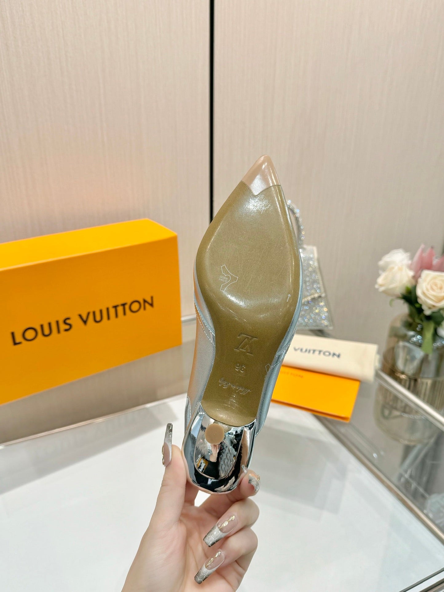 LOUIS VUITTON 6AM SLINGBACK HIGH HEELS 55 MM IN SILVER LAMBSKIN
