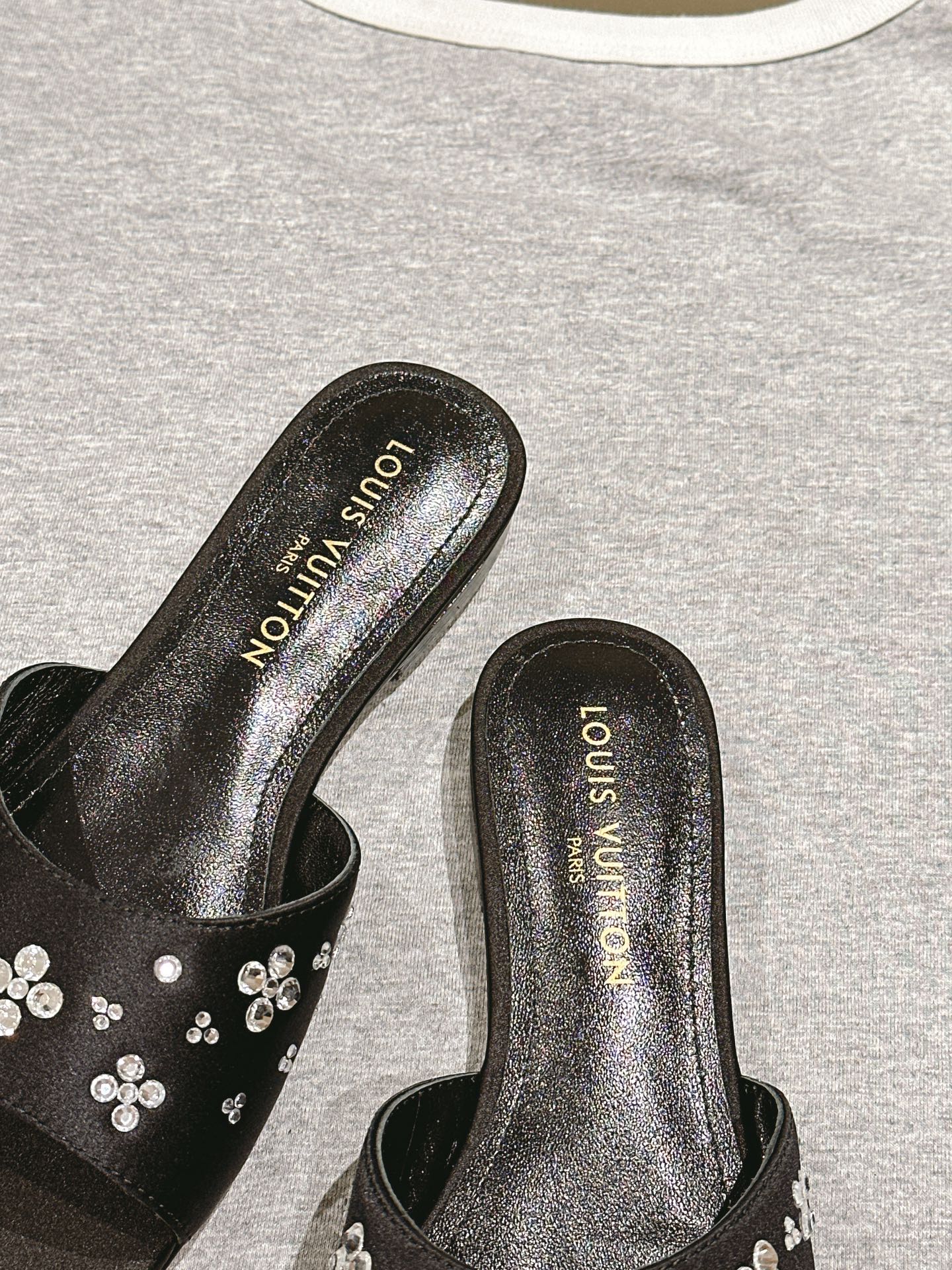 LOUIS VUITTON LV WOMEN FLAT MULE IN BLACK SATIN WITH RHINESTONE