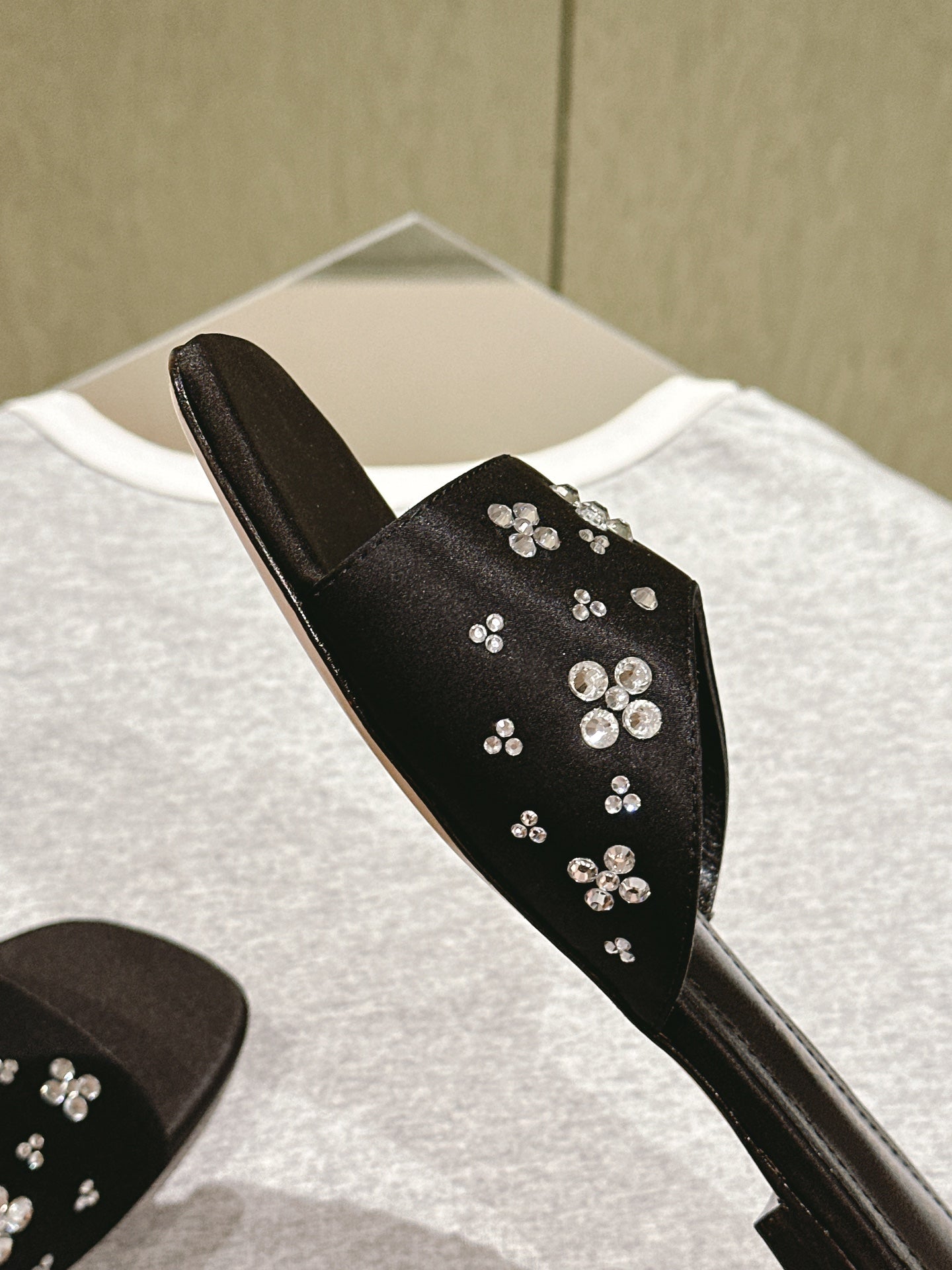 LOUIS VUITTON LV WOMEN FLAT MULE IN BLACK SATIN WITH RHINESTONE