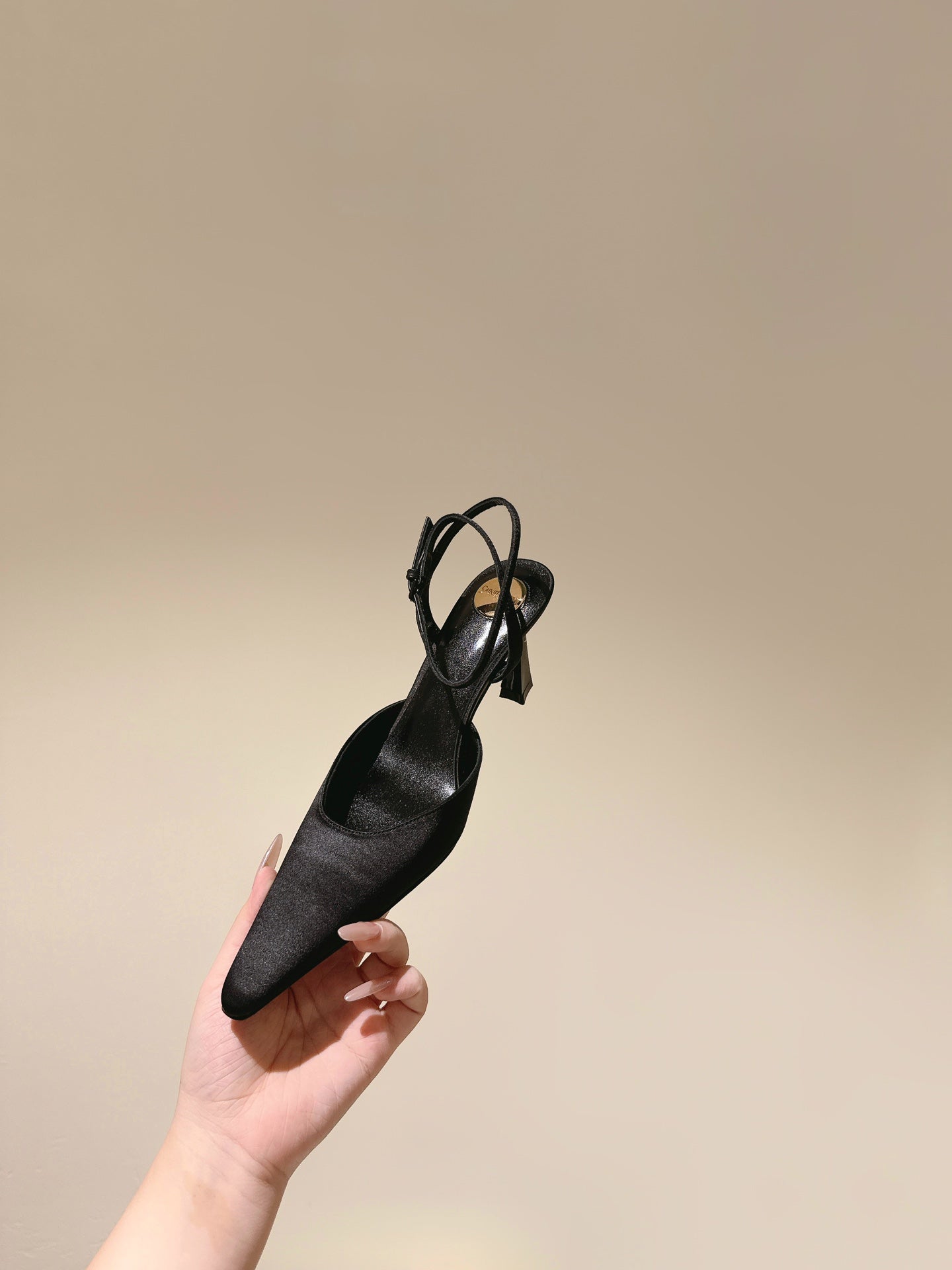 LOUIS VUITTON AIMÉE HIGH 8 CM SLINGBACK PUMPS IN BLACK SATIN
