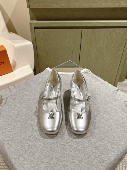LOUIS VUITTON SWING HIGH MARY JANE 55 MM IN SILVER PATENT CALFSKIN
