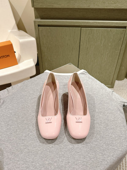 LOUIS VUITTON SWING HIGH PUMP 55 MM IN PALE PINK PATENT CALFSKIN