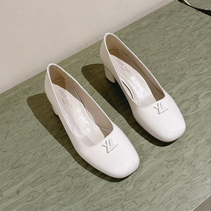 LOUIS VUITTON SWING HIGH PUMP 55 MM IN WHITE PATENT CALFSKIN