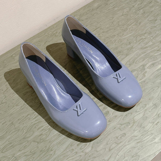 LOUIS VUITTON SWING HIGH PUMP 55 MM IN ICE BLUE PATENT CALFSKIN