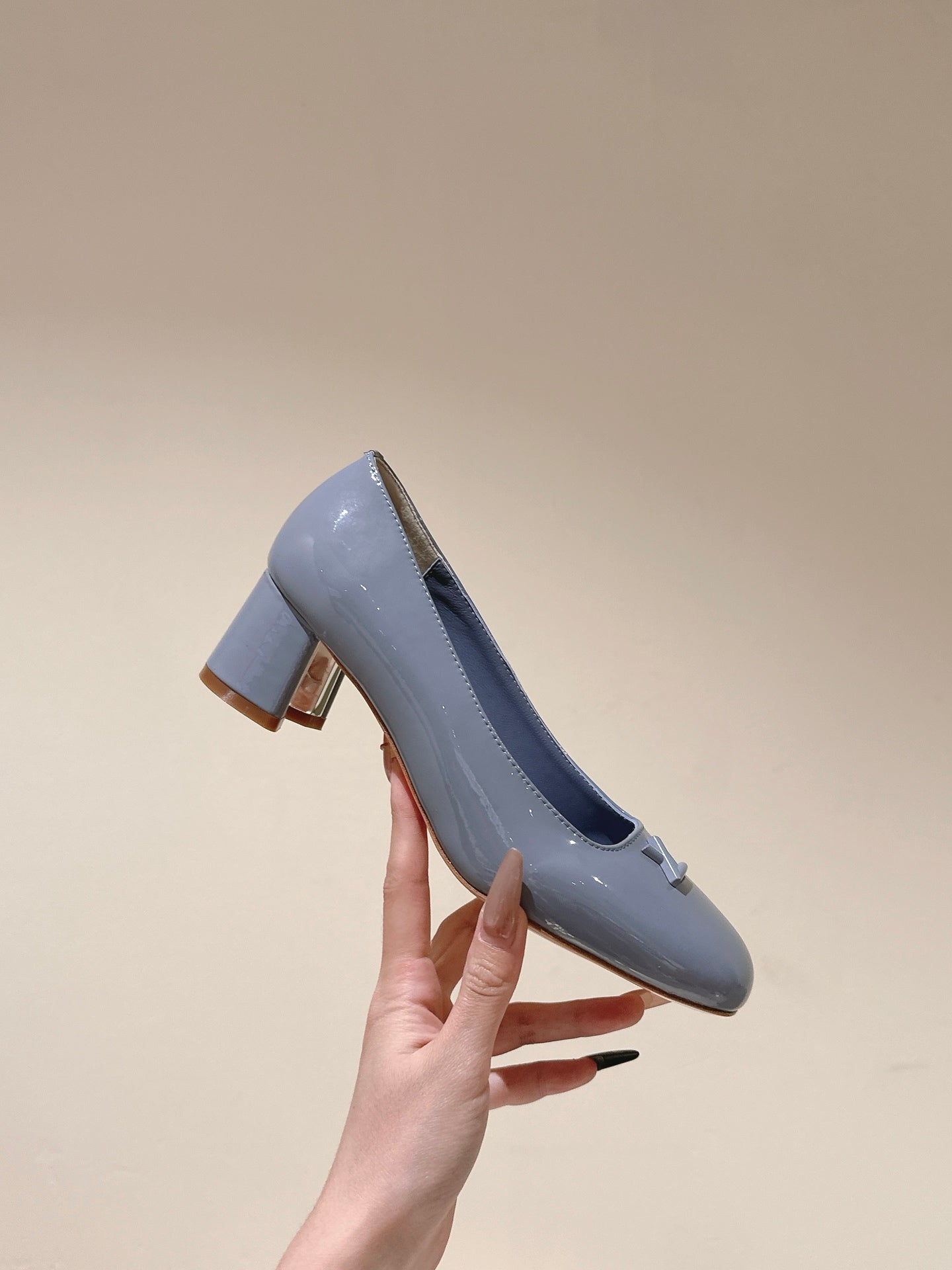 LOUIS VUITTON SWING HIGH PUMP 55 MM IN ICE BLUE PATENT CALFSKIN