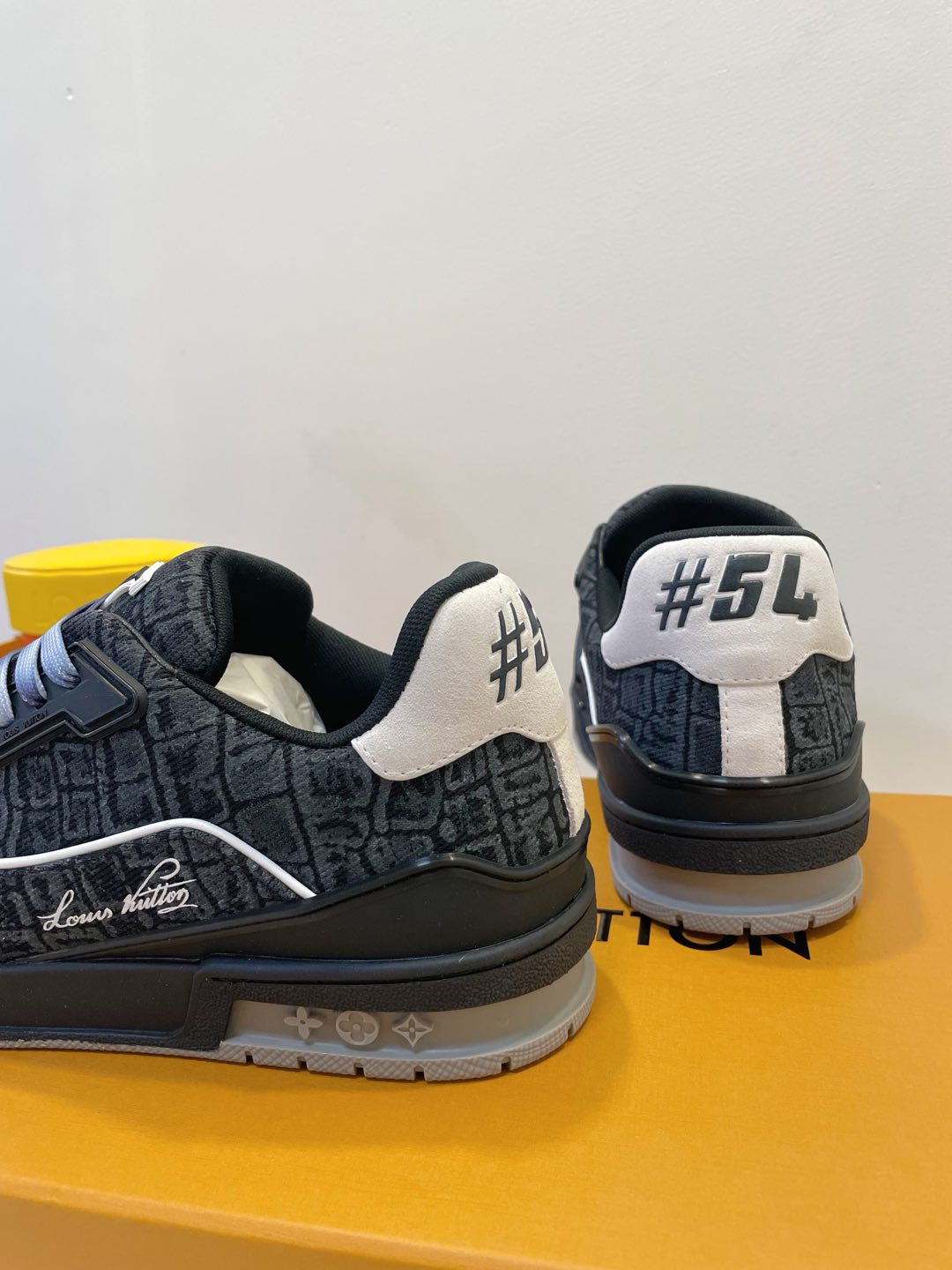 LOUIS VUITTON TRAINER SNEAKER IN BLACK MONOGRAM DENIM FABRIC