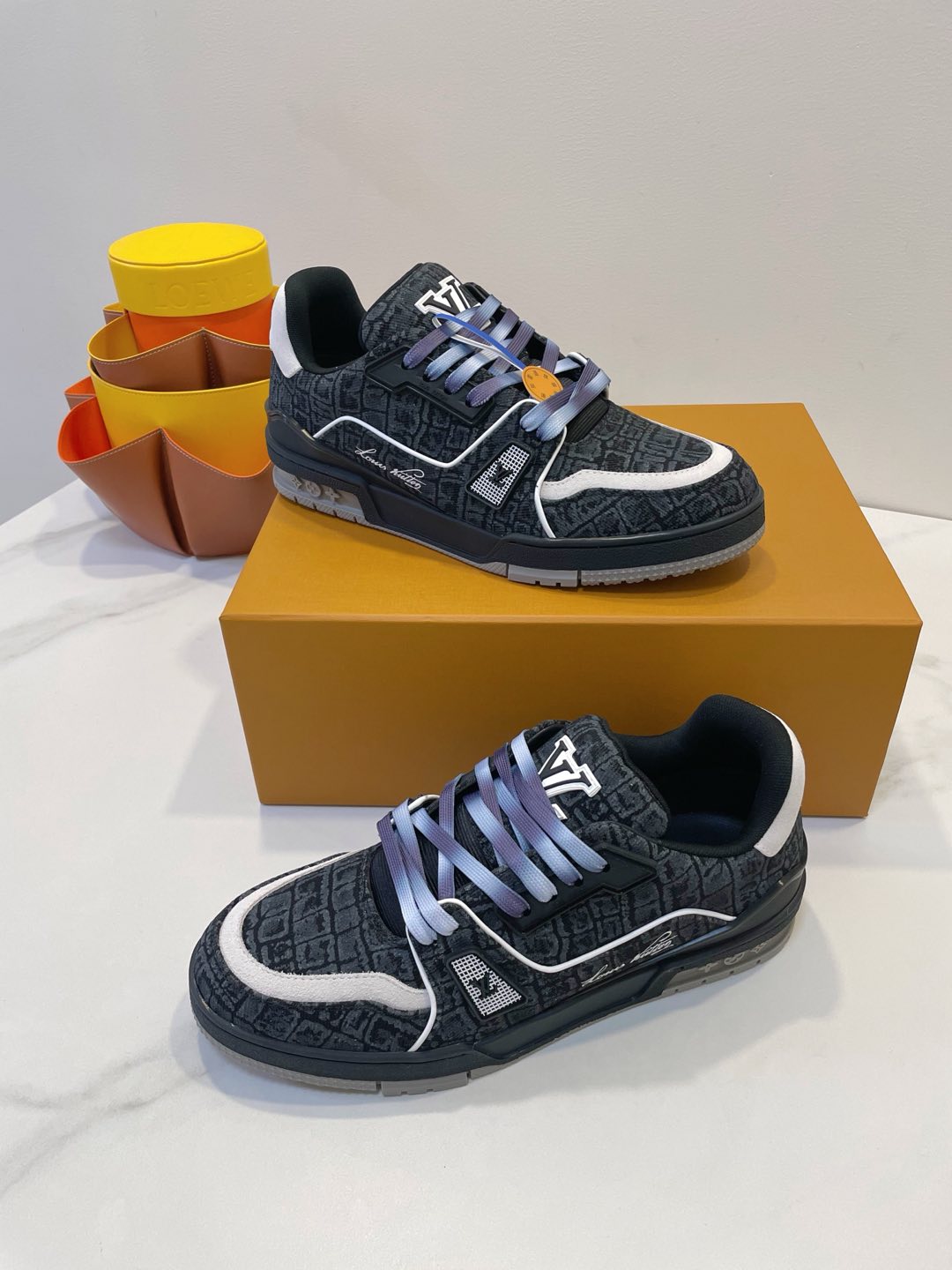 LOUIS VUITTON TRAINER SNEAKER IN BLACK MONOGRAM DENIM FABRIC