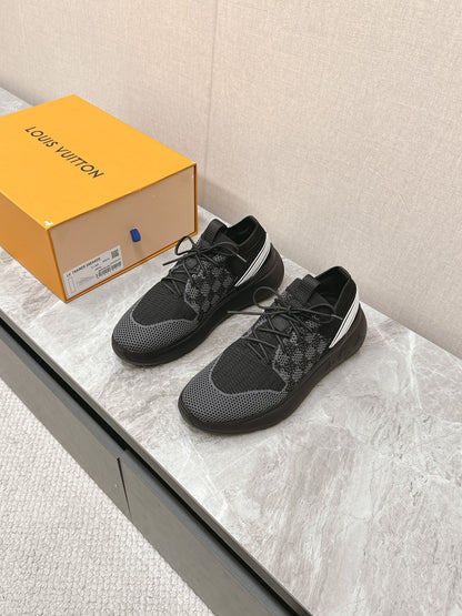 LOUIS VUITTON SNEAKERS IN BLACK DAMIER ELASTIC FABRIC