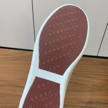 LP SNEAKERS IN WHITE CALFSKIN